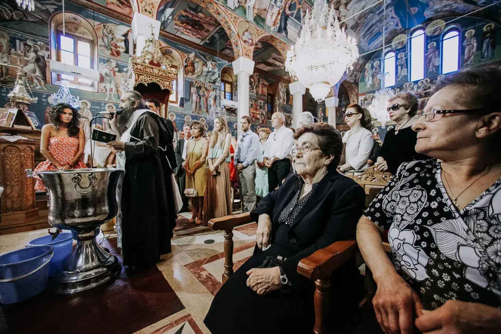 βάφτιση στον αγ χαράλαμπο λάρισα