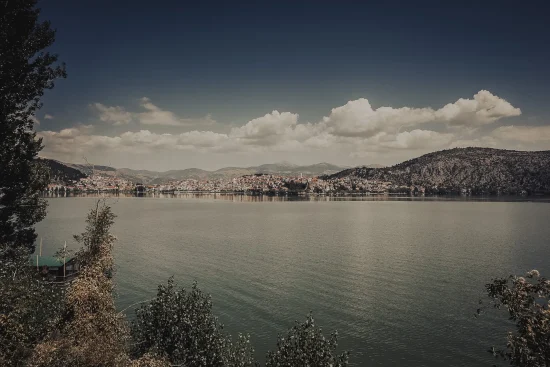 2001 140801 NYMFAIO-KASTORIA