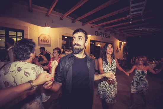 4146 140831 GAMOS KYTHIRA NIKOS-KATERINA_ κρητικό γλέντι γάμου κύθηρα